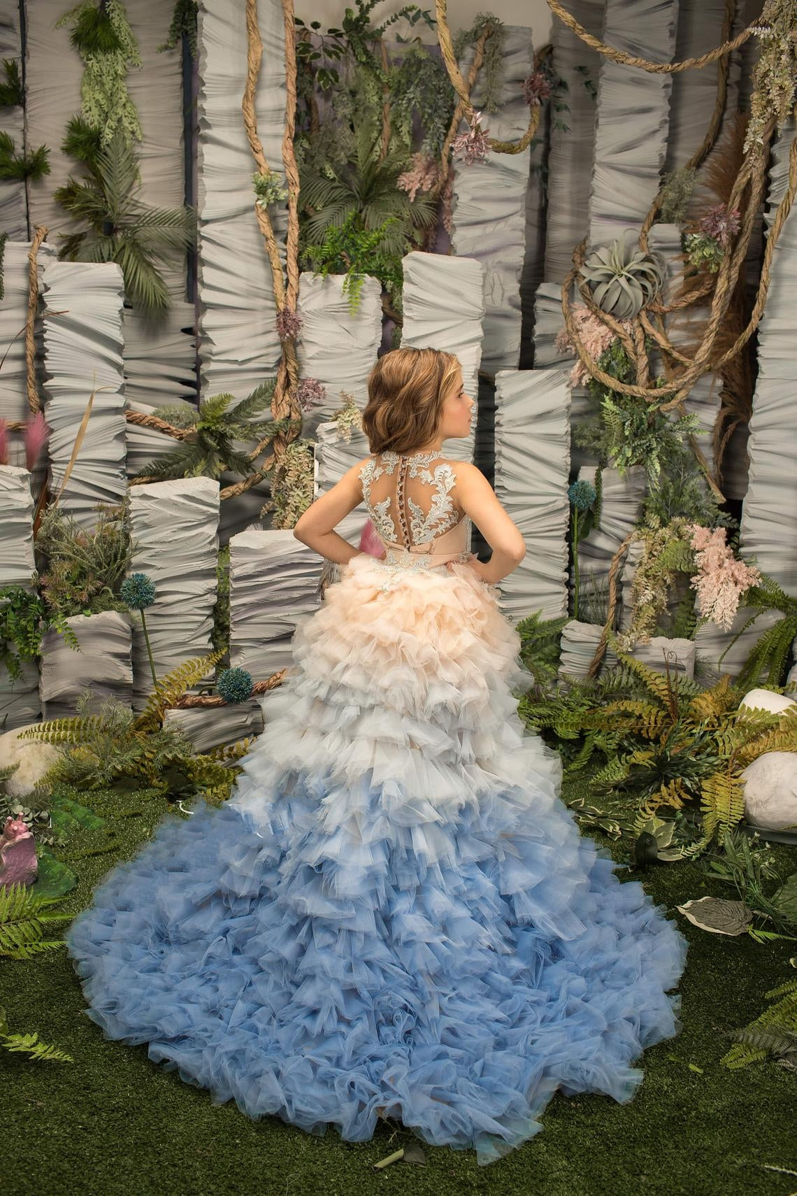 Stunning Flower Girl Party Pageant Ruffled Hi Lo Dress Detachable Train