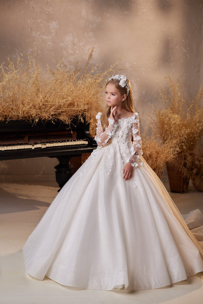 Pentelei Couture 3D Lace Gown: Stunning Communion Flower Girl Dresses for Kids