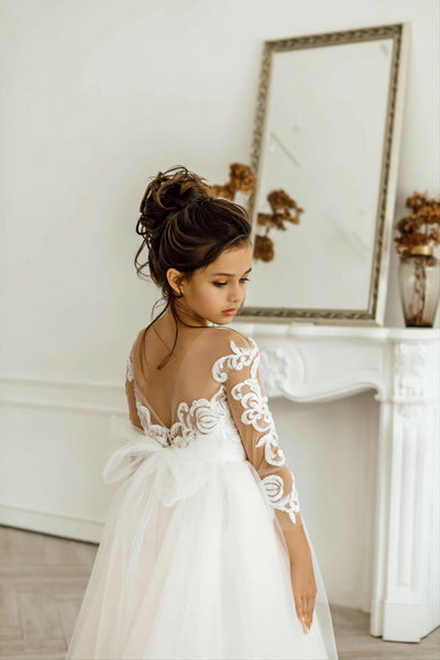 Elegant Girls Lace Communion Dress Tulle Pageant Style