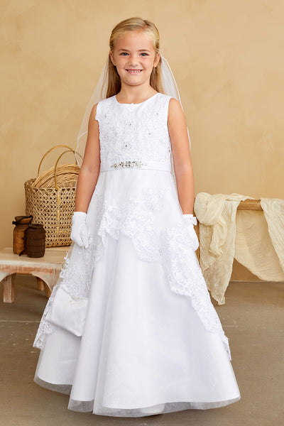 Girls Sleeveless Lace And Tulle Communion Dress In Long Length