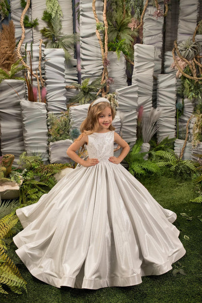 Serenelle Radiance Gown – Couture White Dress for Communion & Special Occasions