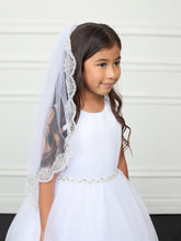 Girls Communion Veil with Lace Scalloped Edge White