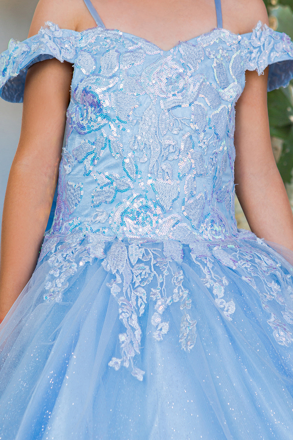 Girls Mini Quince Flower Girl Pageant 3D Floral Embroidered Glitter Tulle Gown