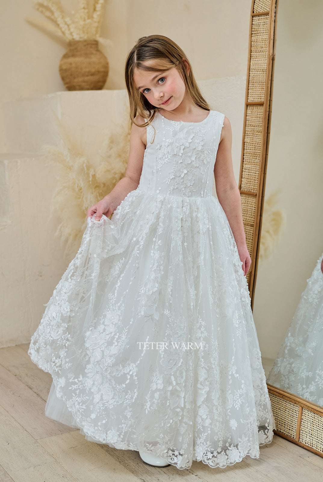 Teter Warm Stunning Communion Flower Girl Floor Length Lace Dress
