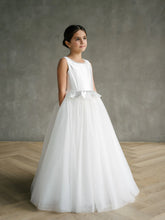 Elise Teter Warm Couture Girls Communion Dress