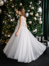 Elowen Marie | Teter Warm Couture Communion Dress