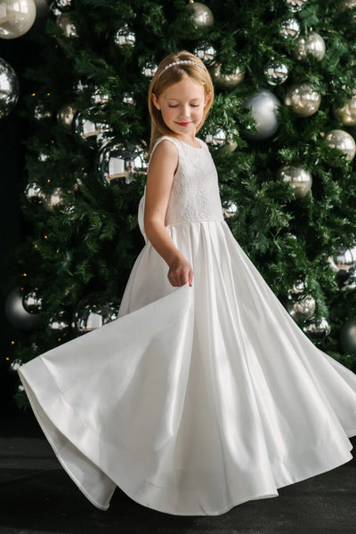 Teter Warm Couture Lace & Satin Communion Dress – Girls