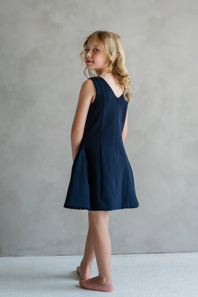 Clémence Teter Warm Girls Dark Blue Party Dress