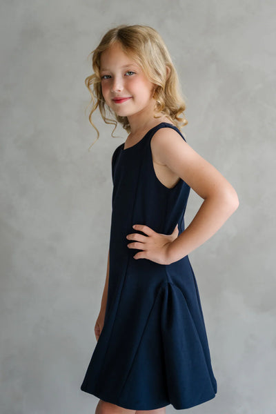 Clémence Teter Warm Girls Dark Blue Party Dress