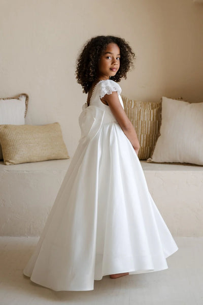 Elegant White Lace Dress for Girls – Perfect for Special Occasions