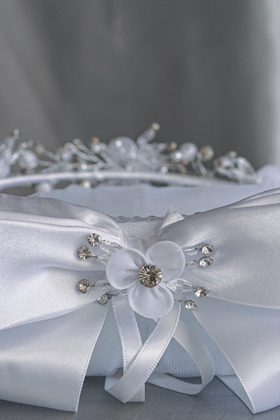 Justine Kids Communion Veil – 24" Organza Flowers & Pearls