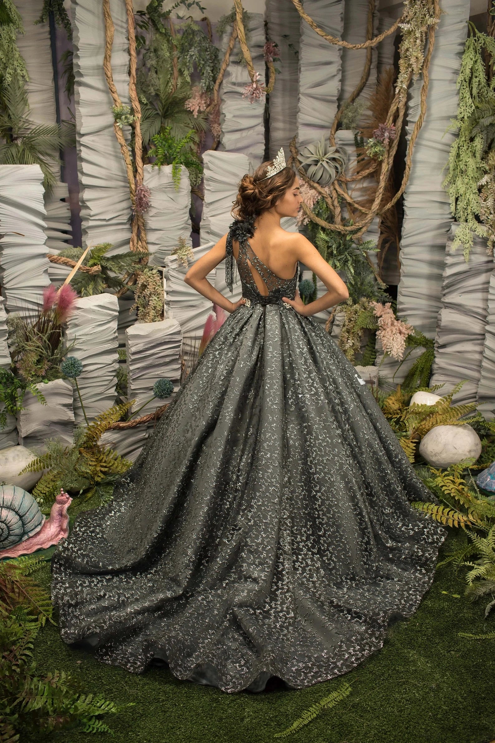 Girls Stunning Couture Glitter Tulle Christmas Pageant Special Occasion Gown