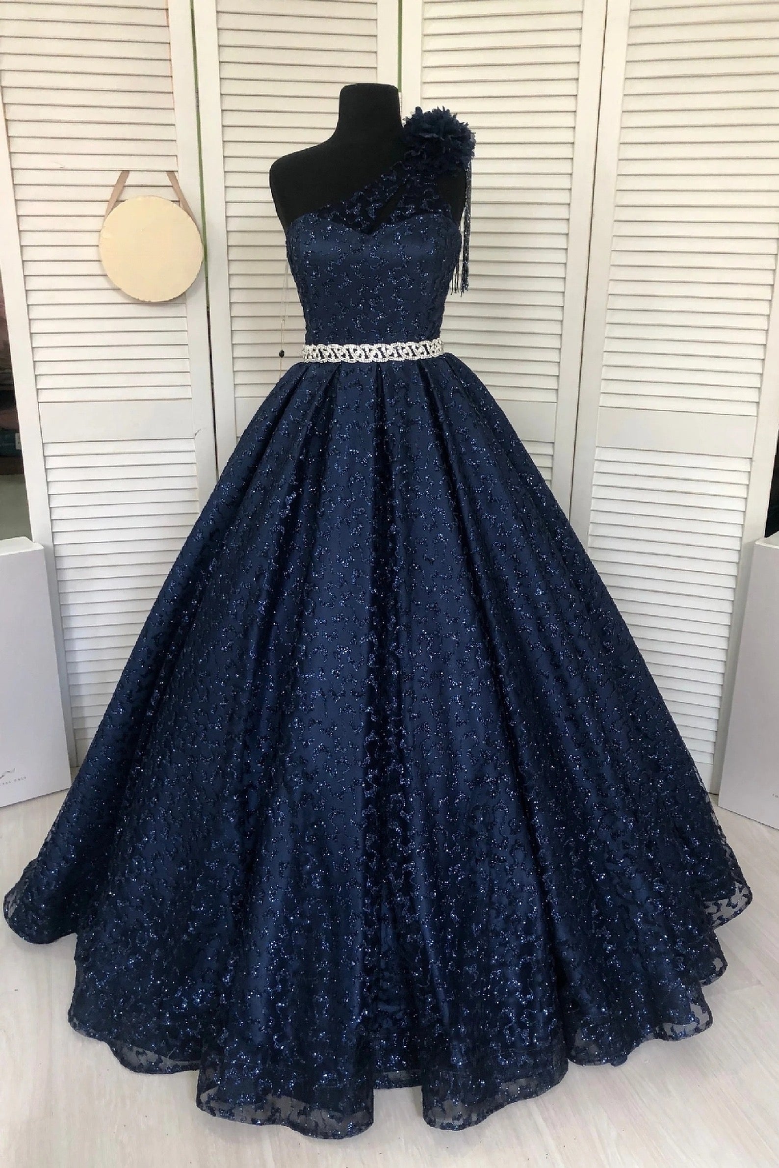 Girls Stunning Couture Glitter Tulle Christmas Pageant Special Occasion Gown