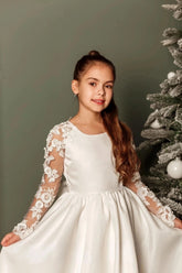 Elegant Satin Lace Wedding Party Communion Flower Girl Gown With Train