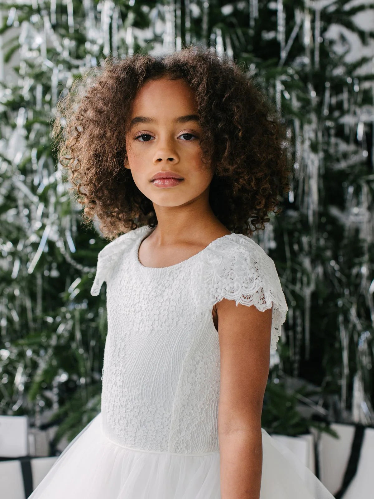Teter Warm Couture Girls exquisite Lace Tulle Floor Length Dress