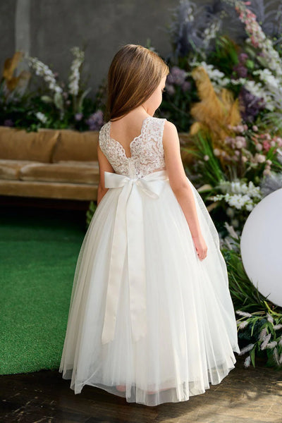 Teter Warm Couture Off White Lace Tulle Flower Girl Dress