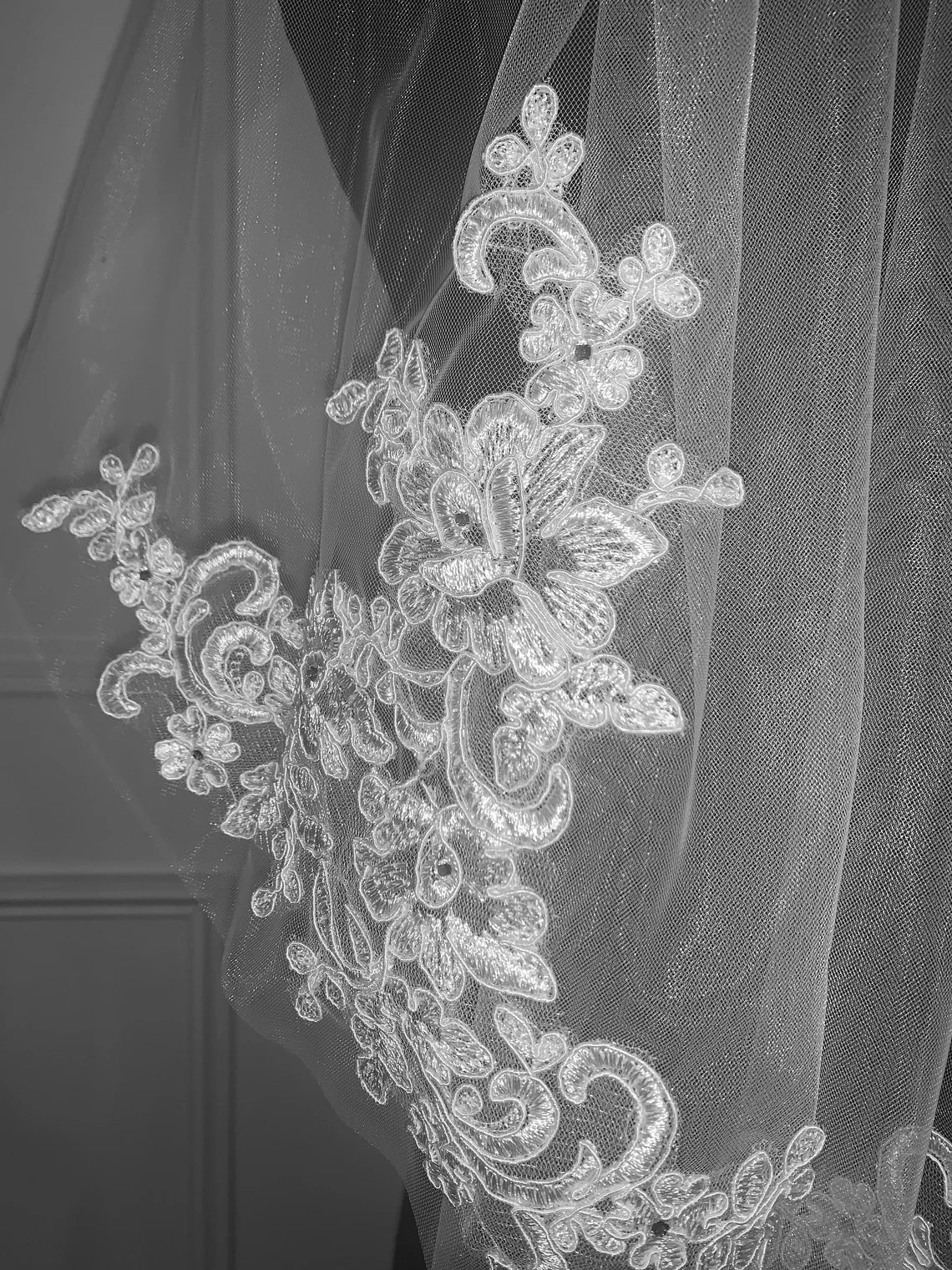 Embroidered Italian Lace First Communion Veil With Cute Bow 