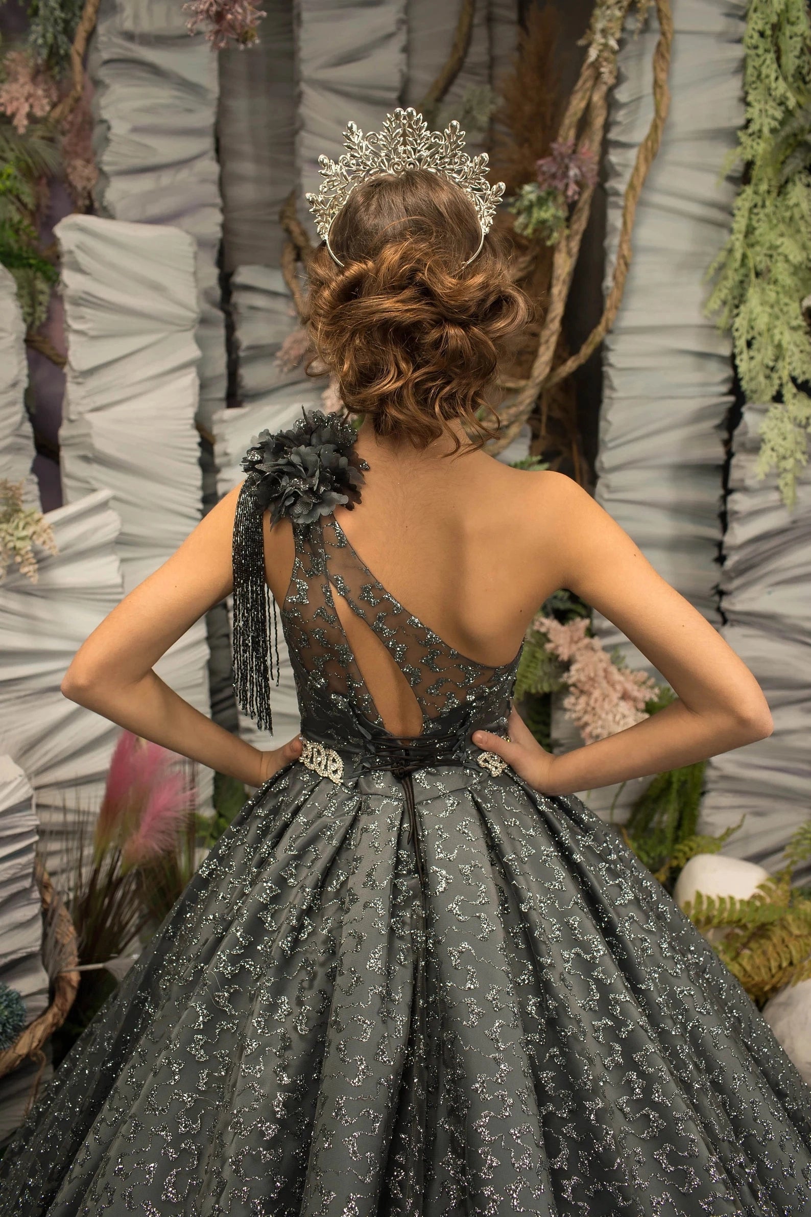 Girls Stunning Couture Glitter Tulle Christmas Pageant Special Occasion Gown